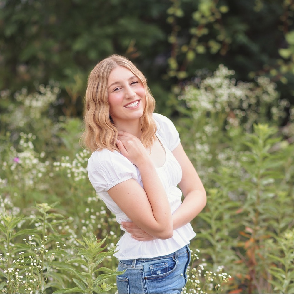 Meet your Posher, Ella